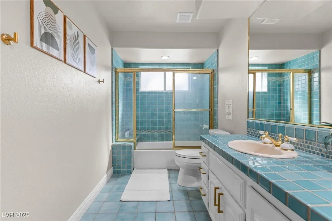 7471 Darby Avenue, Las Vegas, Nevada, United States. - Photo 14