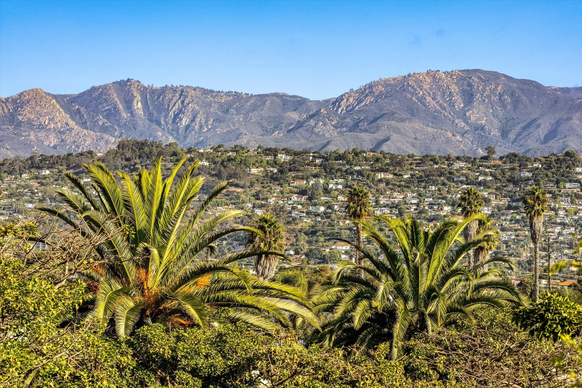 218 Santa Barbara Street D, Santa Barbara, California, United States. - Photo 32