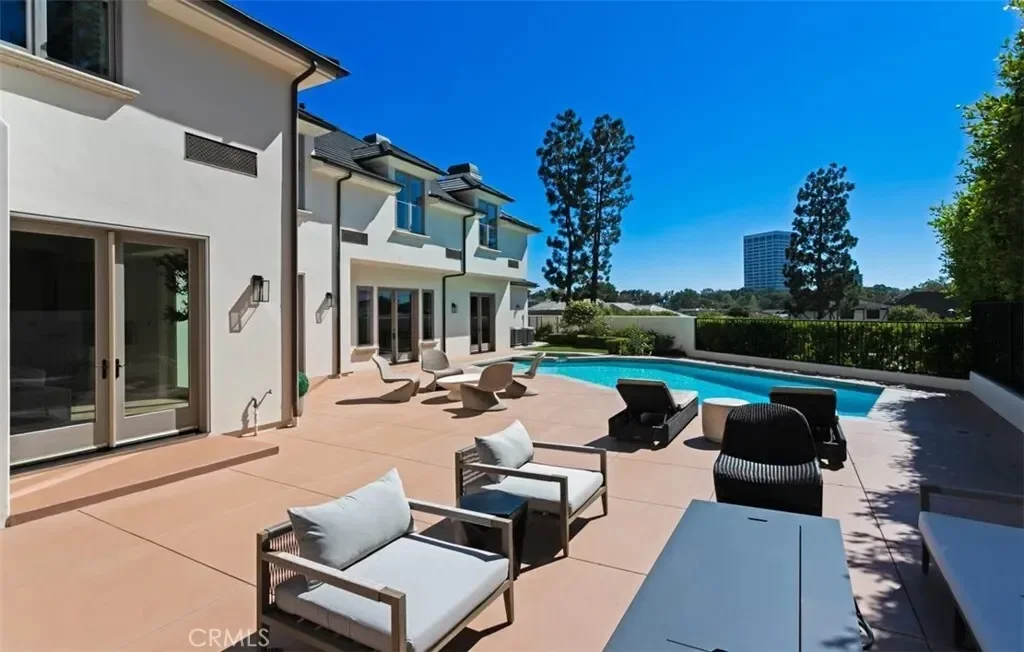 15 Cypress Point Lane, Newport Beach, California, United States. - Photo 5