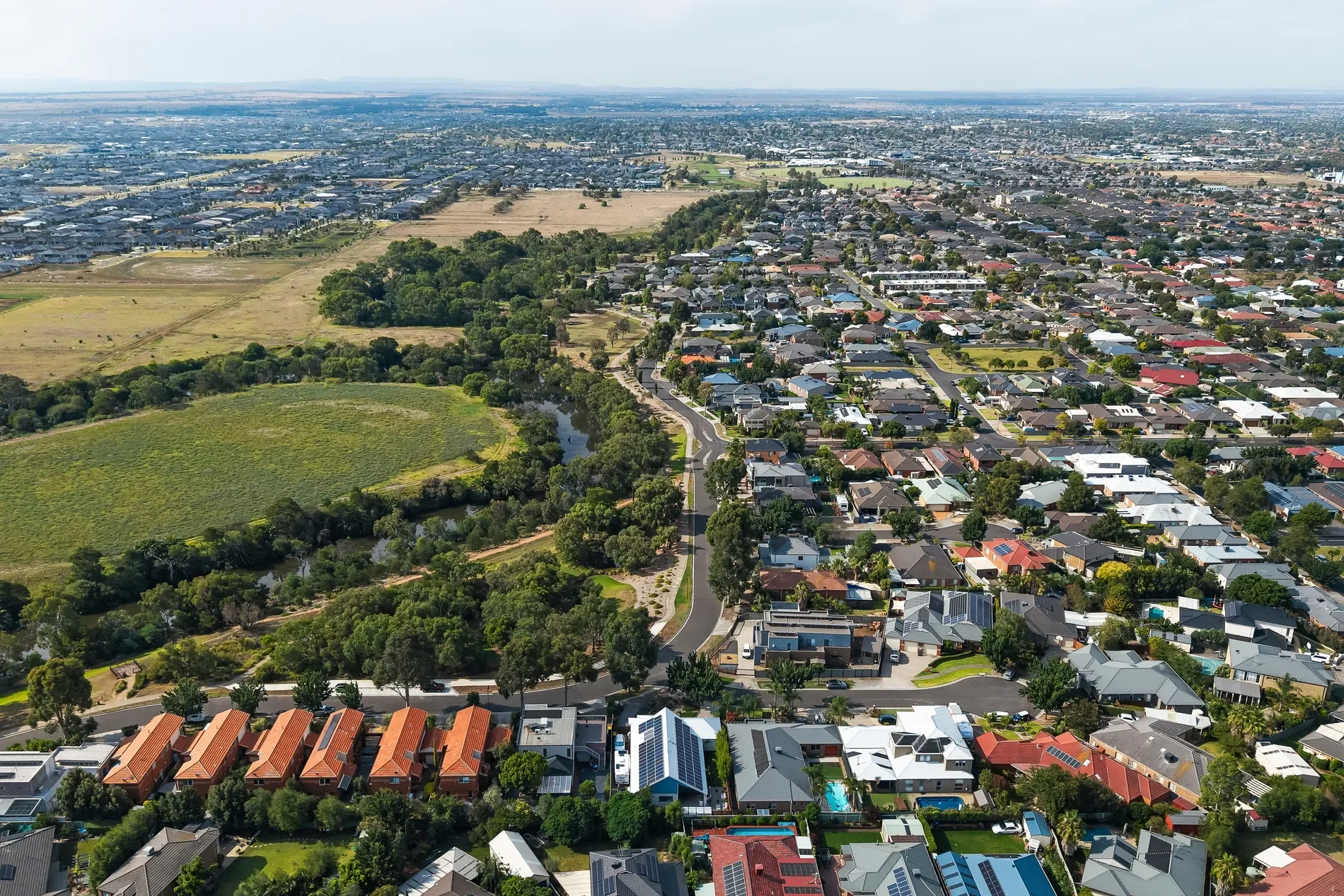 Tarneit, MacLean Court, Tarneit, Victoria, Australia. - Photo 28