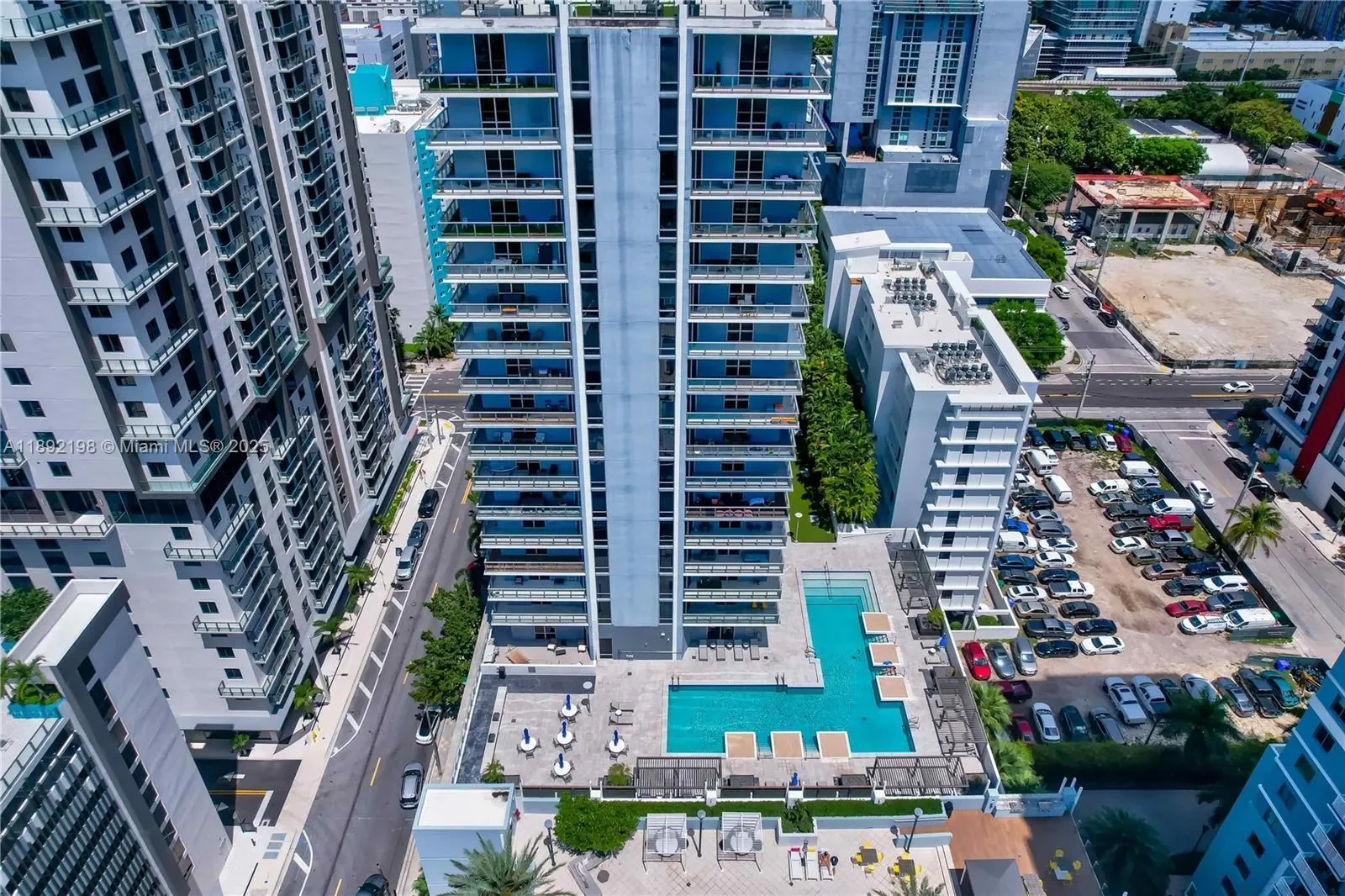 1010 SW 2nd Ave 603, Miami, Florida, United States. - Photo 36