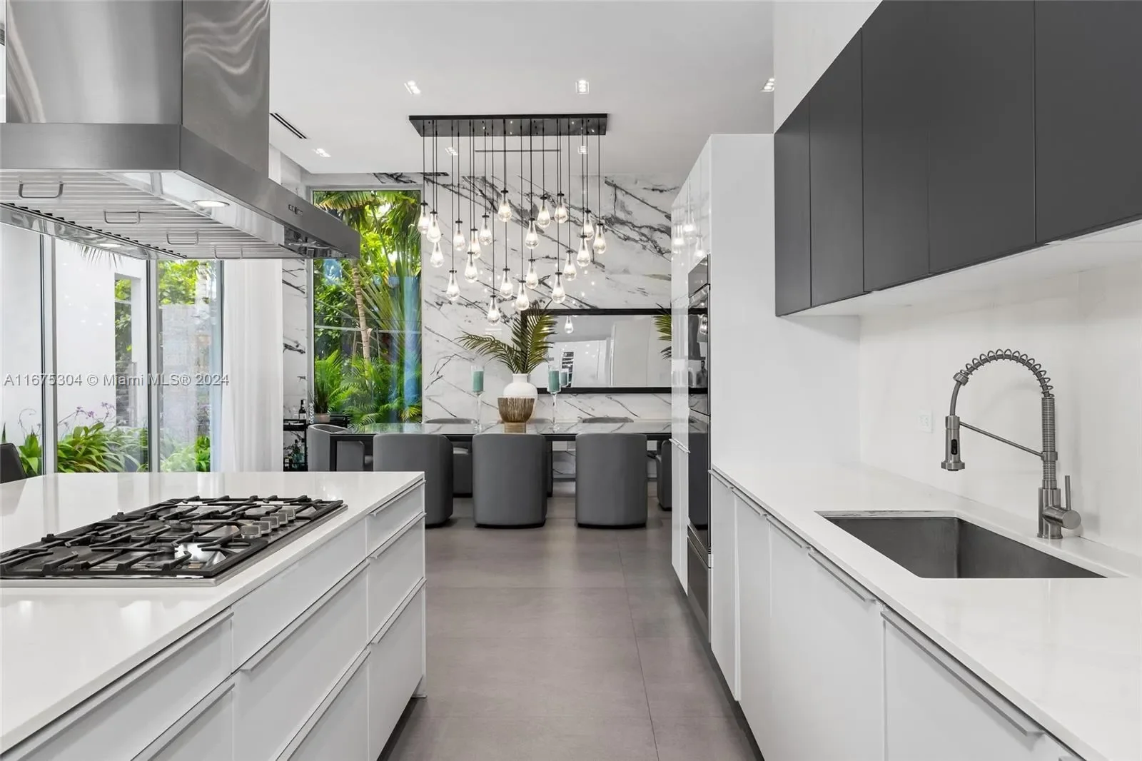 65 S Hibiscus Dr, Miami Beach, Florida, United States. - Photo 13