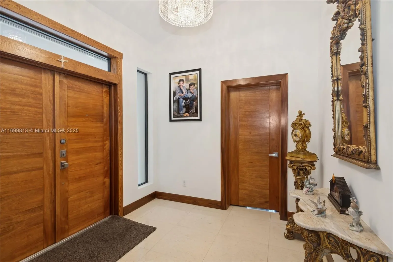 7001 Robles St, Miami, Florida, United States. - Photo 3