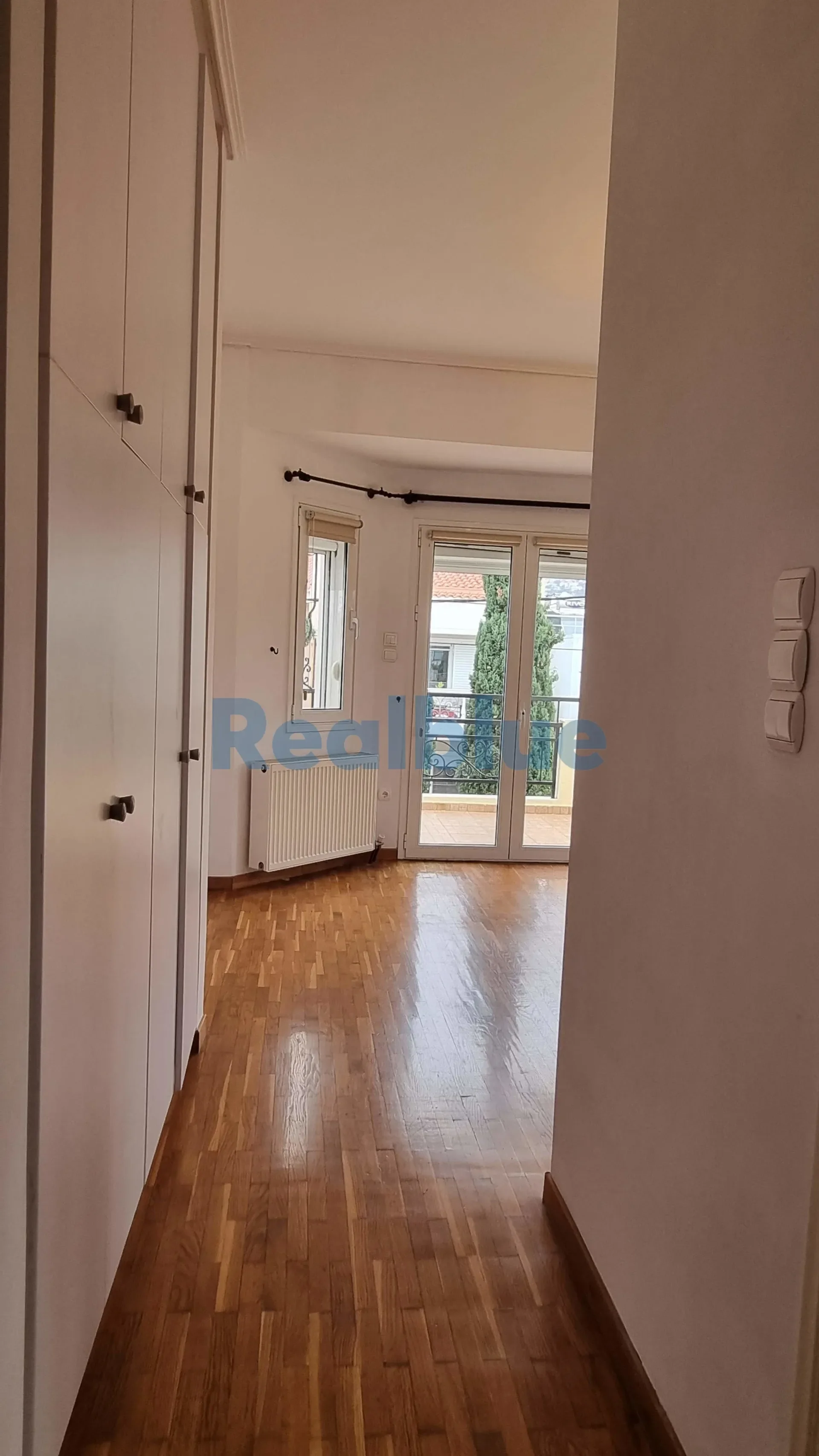 Gallery photo 3