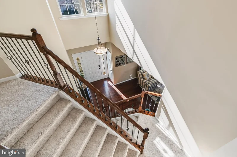25900 Rickmansworth Lane, Chantilly, VA 20152, Chantilly, Virginia, United States. - Photo 4