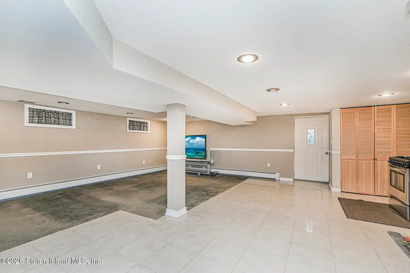 57 Joel Place, New York, New York, United States. - Photo 30