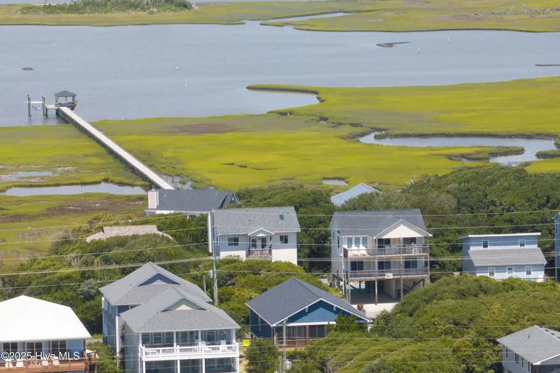 1125 S Topsail Drive, Surf City, NC 28445, Surf City, North Carolina, United States. - Photo 5