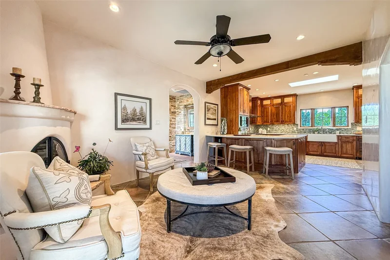 1097 Mansion Ridge Road , Santa Fe, NM 87501, Santa Fe, New Mexico, United States. - Photo 52