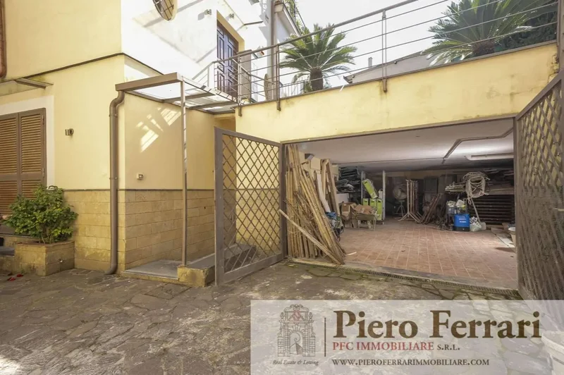 Via Petrarca 93, Via Petrarca 93, Naples, Campania, Italy. - Photo 135