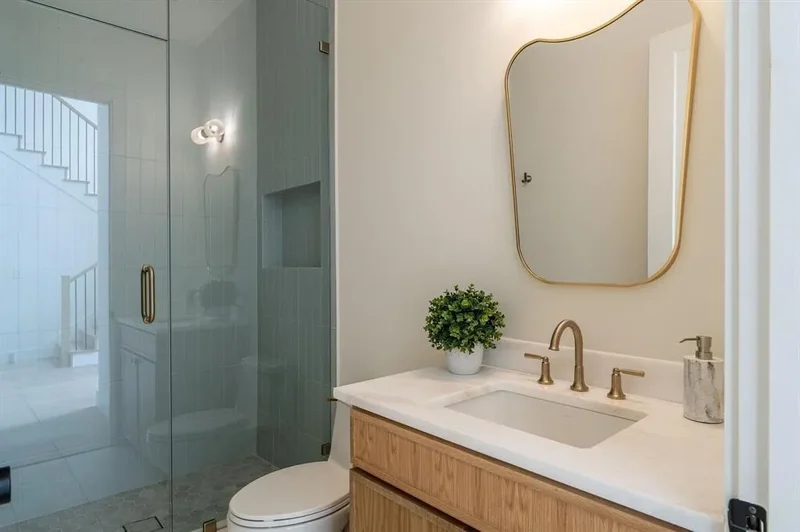 3761 Seguin Drive, Dallas, Texas, United States. - Photo 2