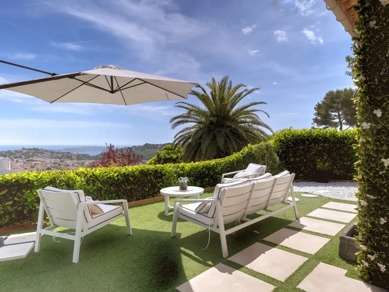 Renovated Sea View Villa For Sale In Les Fumes Area Of Vallauris, Private And Q…