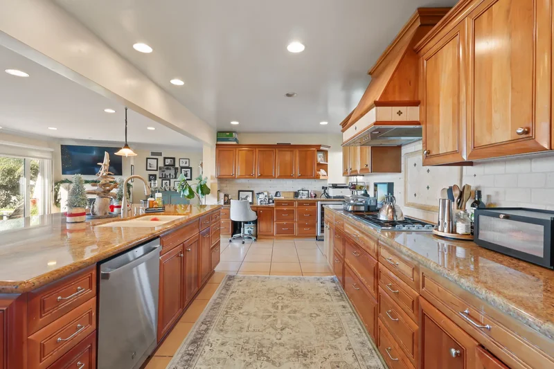 4002 Admirable Drive , Rancho Palos Verdes, CA 90275, Rolling Hills, California, United States. - Photo 14