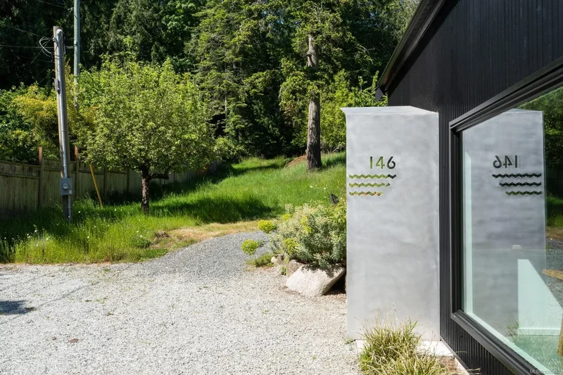 146 Menhinick Dr, Saltspring Island, British Columbia, Canada. - Photo 8