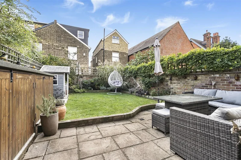 Osborne Road, Kingston Upon Thames, Kingston upon Thames, England, United Kingdom. - Photo 7