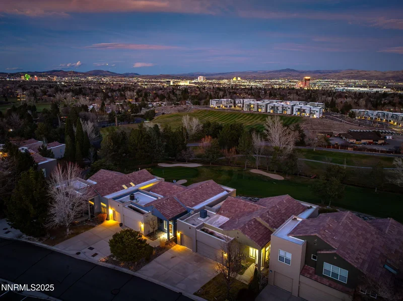 Panoramic Lakeview Townhome with Elevated Elegance