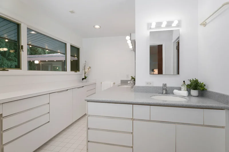945 Stuart Road , Princeton, NJ 08540, Princeton, New Jersey, United States. - Photo 23