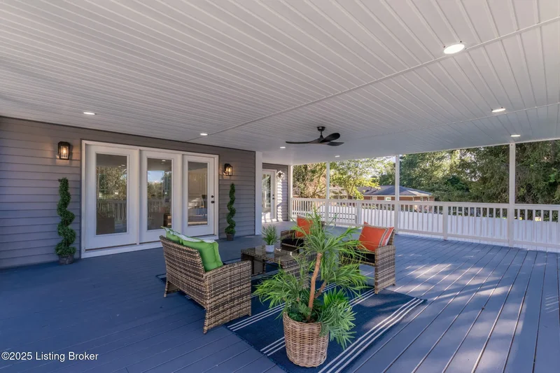 6803 Brownsboro Rd, Louisville, KY 40222, Glenview, Kentucky, United States. - Photo 29