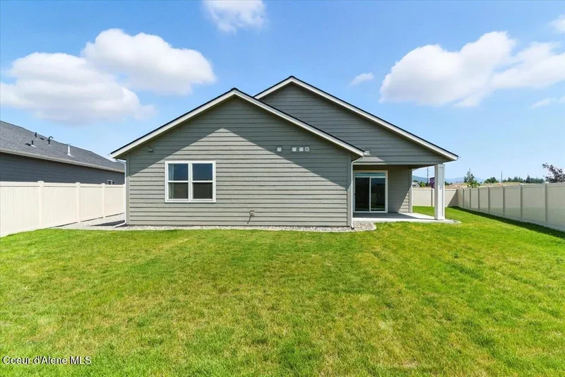 6897 N Coeur Terre Blvd, Coeur d'Alene, ID 83815, Coeur d'Alene, Idaho, United States. - Photo 35