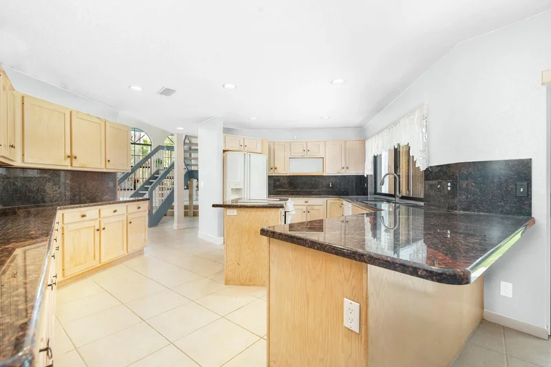 14677 Peace River Way, Palm Beach Gardens, Florida, United States. - Photo 19