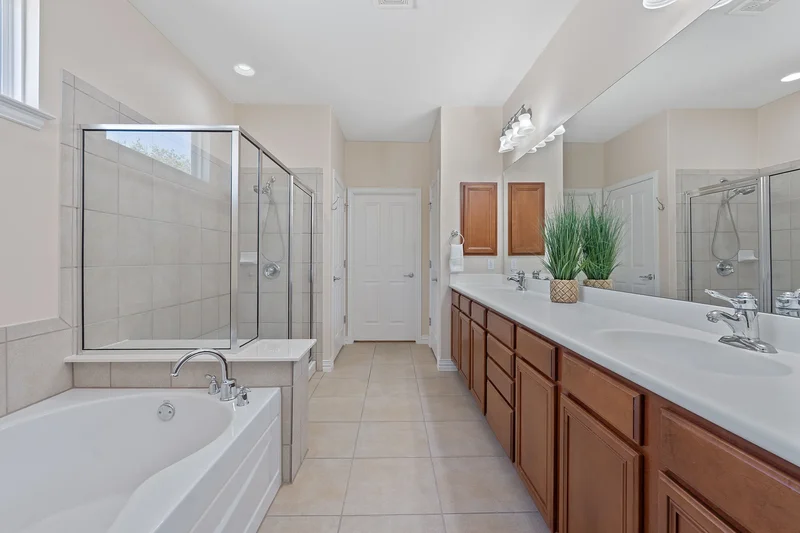 203 Independence Creek Lane , Georgetown, TX 78633, Georgetown, Texas, United States. - Photo 28