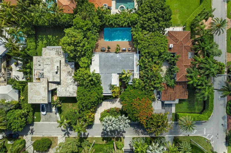 2815 Regatta Ave, Miami Beach, Florida, United States. - Photo 13