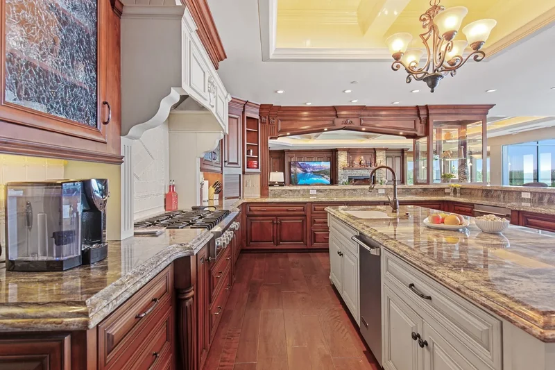 2031 S Island Green Dr, Coeur d'Alene, ID 83814, Coeur d'Alene, Idaho, United States. - Photo 35