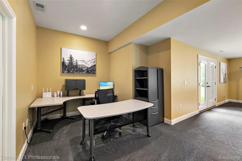 1181 Iroquois Trail, Oxford, MI 48371, 48371, Michigan, United States. - Photo 49