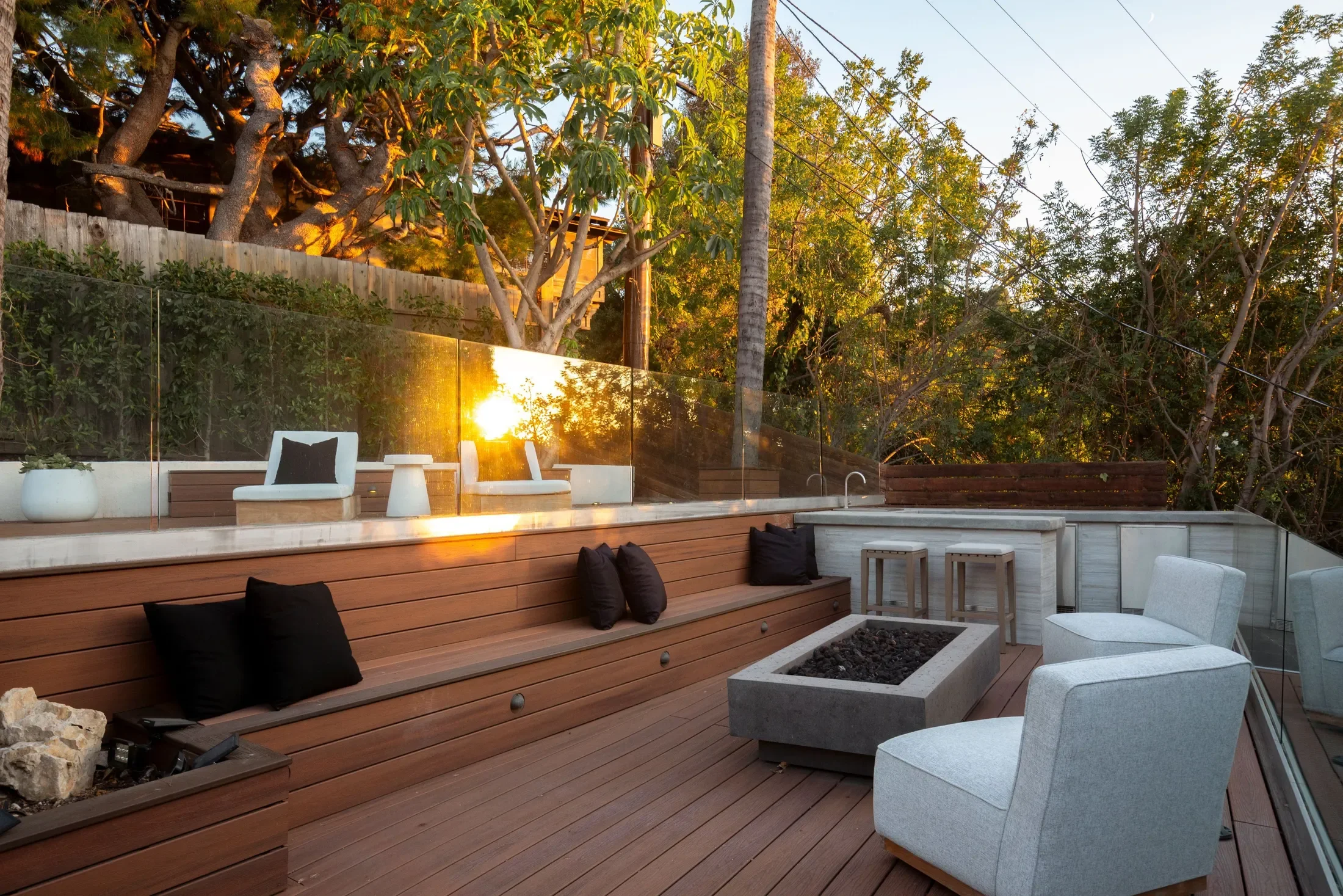 11268 Sunshine Terrace , Studio City, CA 91604, Los Angeles, California, United States. - Photo 3