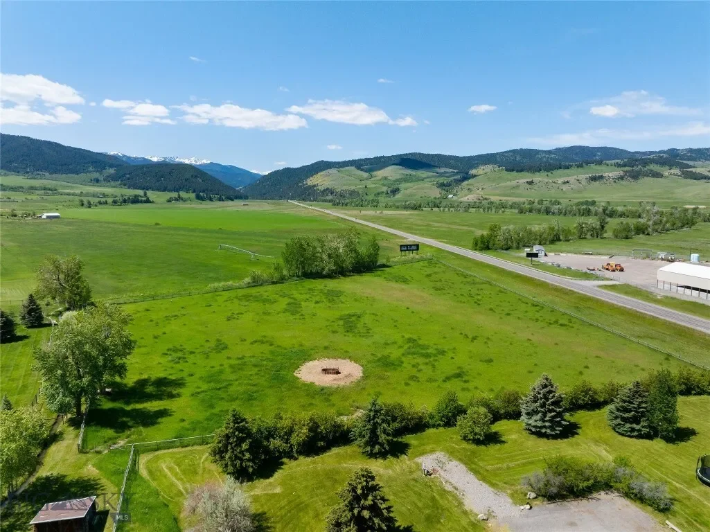 56 & 70 E Williams Road, Gallatin Gateway, Montana, United States. - Photo 23