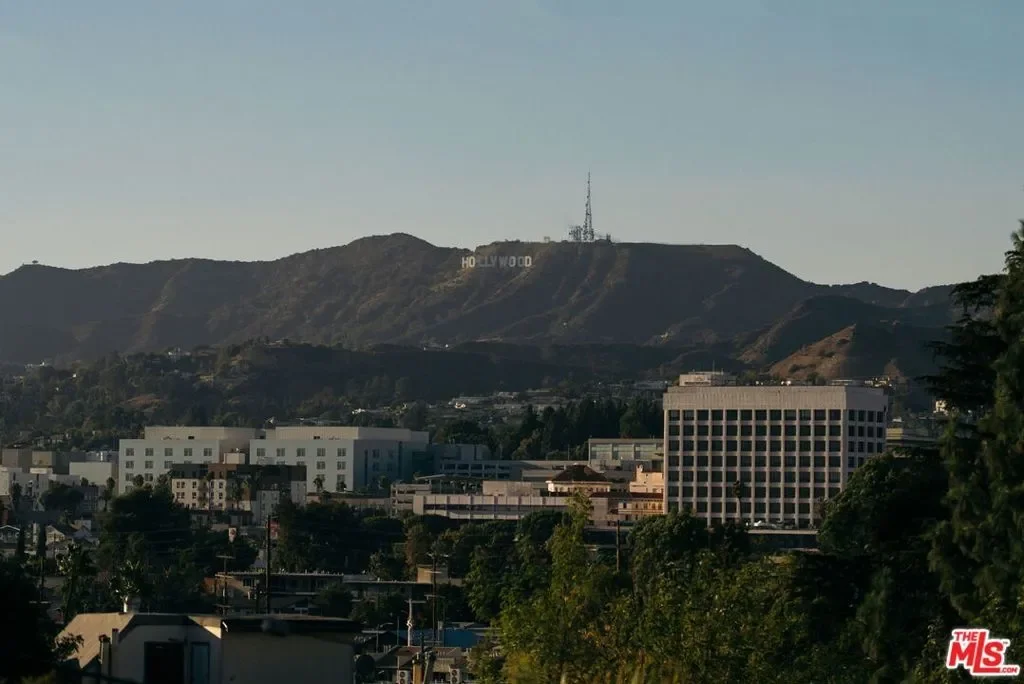 816 Hyperion Avenue, Los Angeles, California, United States. - Photo 4