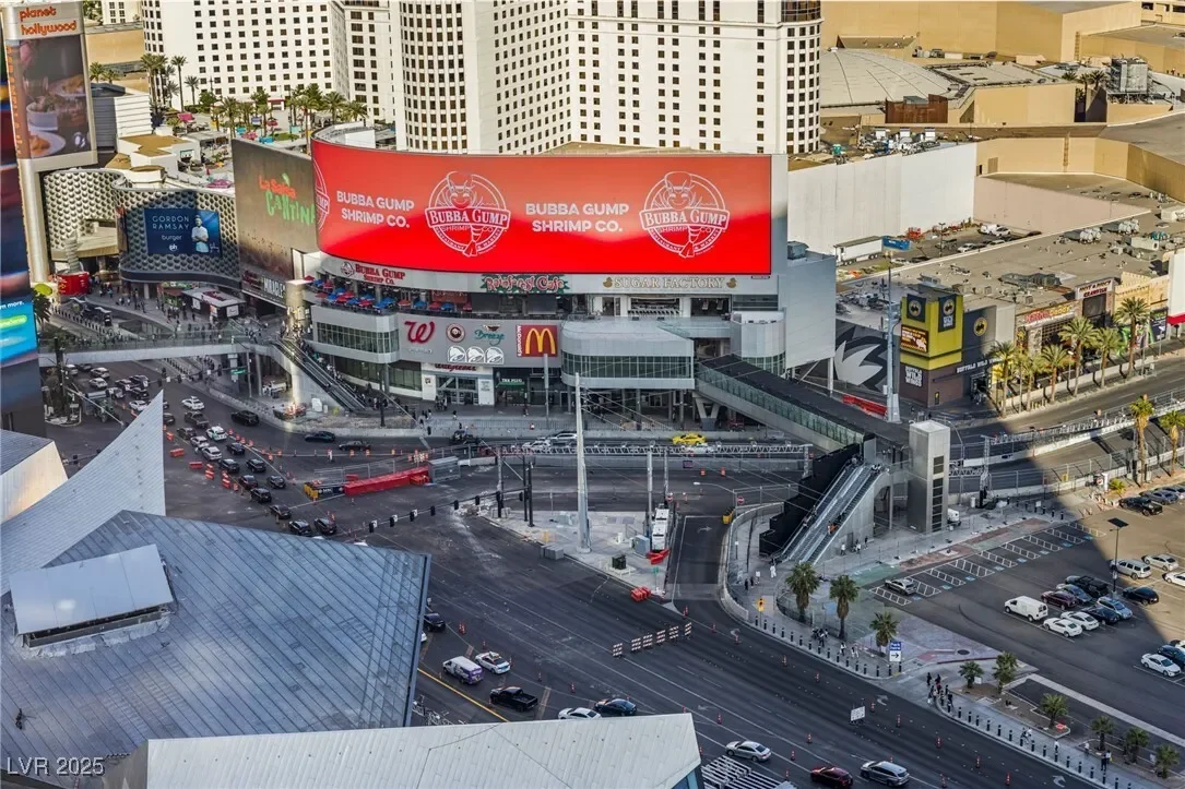3750 Las Vegas Boulevard 2808, Las Vegas, Nevada, United States. - Photo 31
