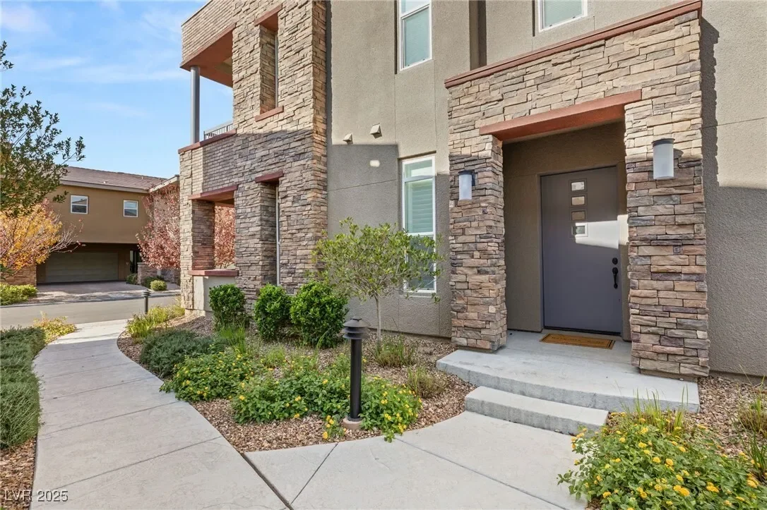 11280 Granite Ridge Drive 1012, Las Vegas, Nevada, United States. - Photo 29