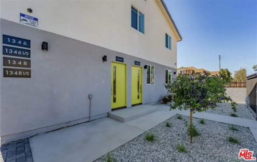 1348 E Vernon Avenue, Los Angeles, California, United States. - Photo 22