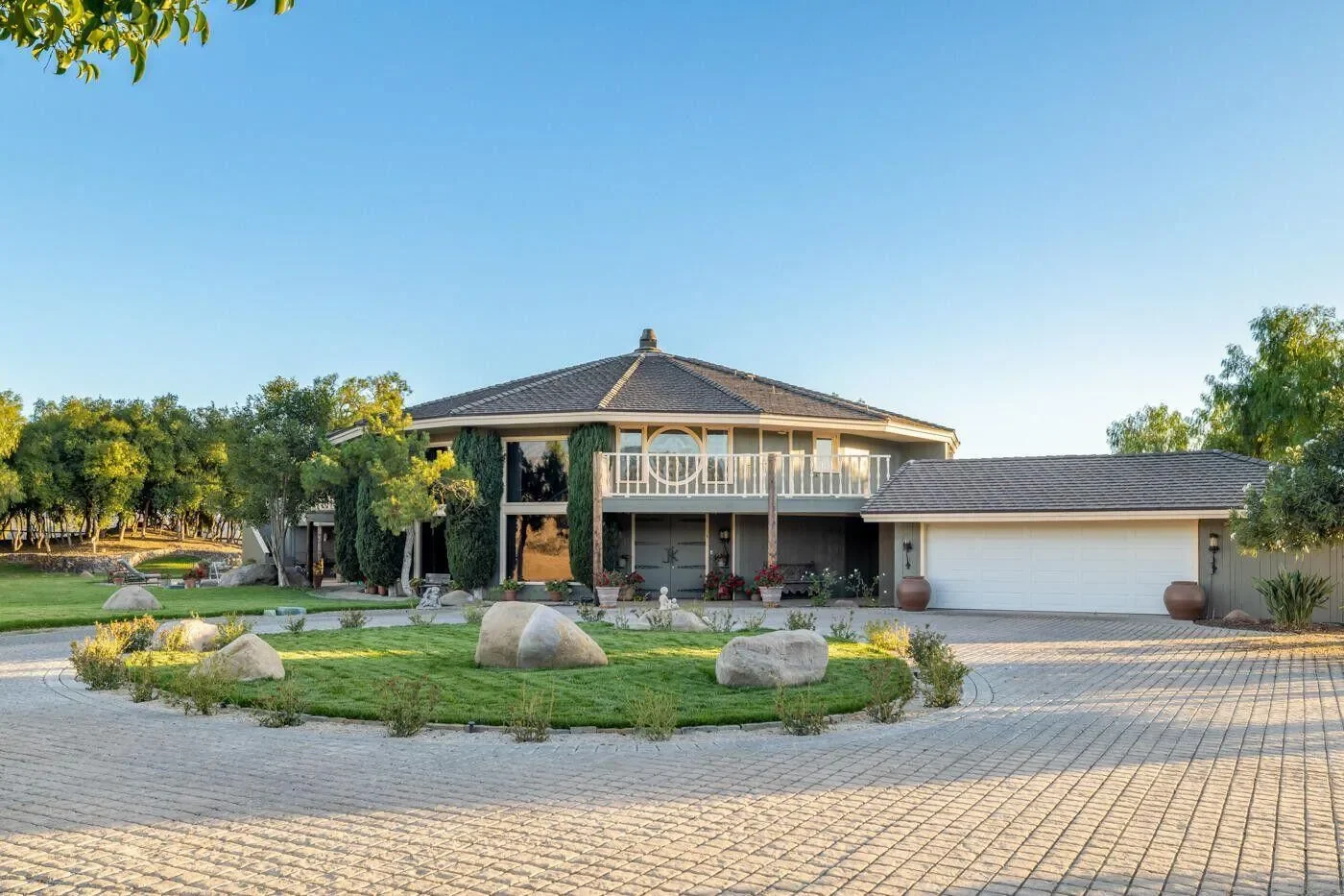 1750 Rambling Oaks Road, Santa Ynez, California, United States. - Photo 23