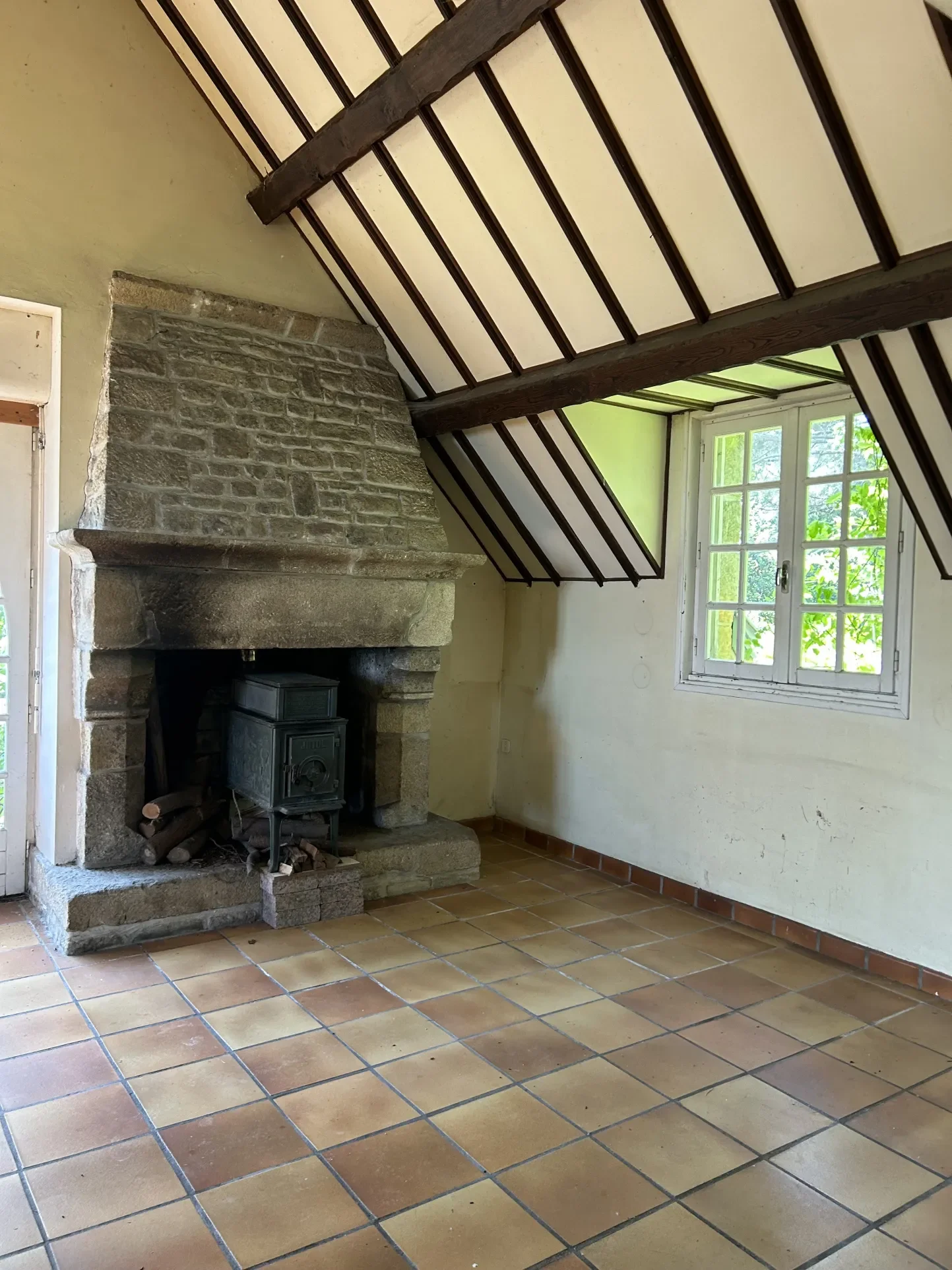 Locmariaquer, Brittany, France. - Photo 4