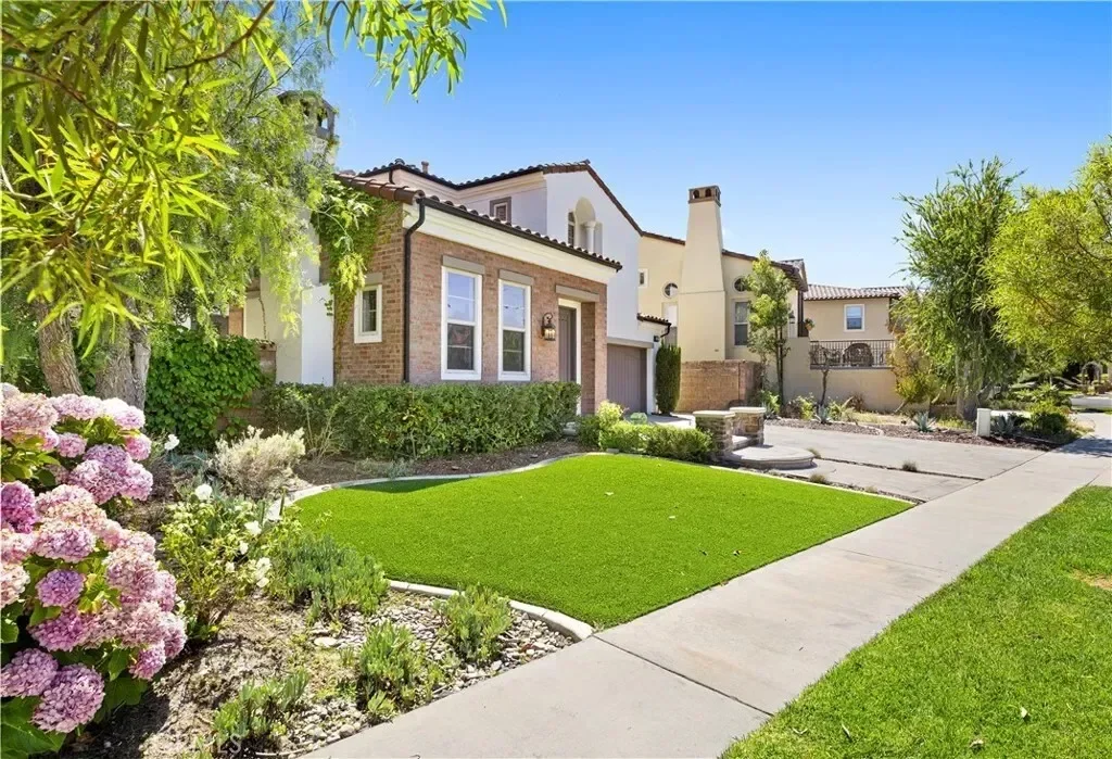 54 VALLEY TERRACE, Irvine, California, United States. - Photo 27