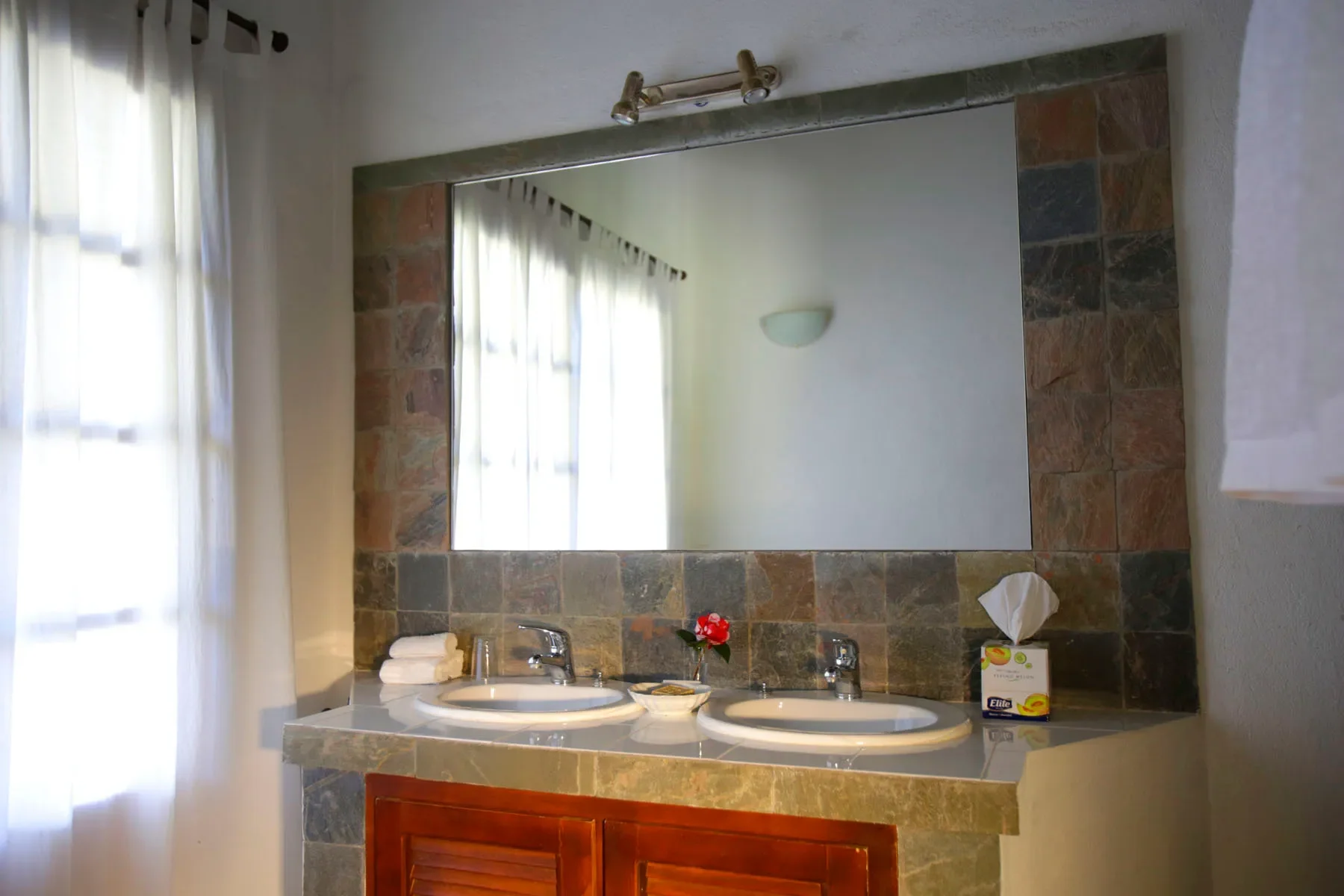 Gallery photo 8