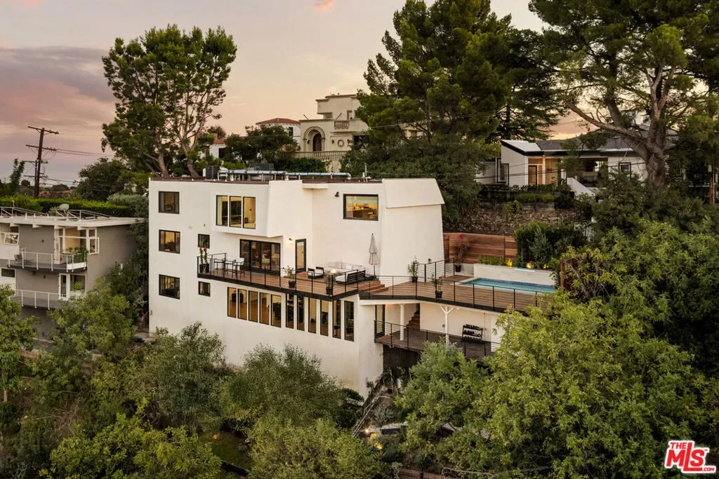8620 Skyline Drive, Los Angeles, California, United States. - Photo 9