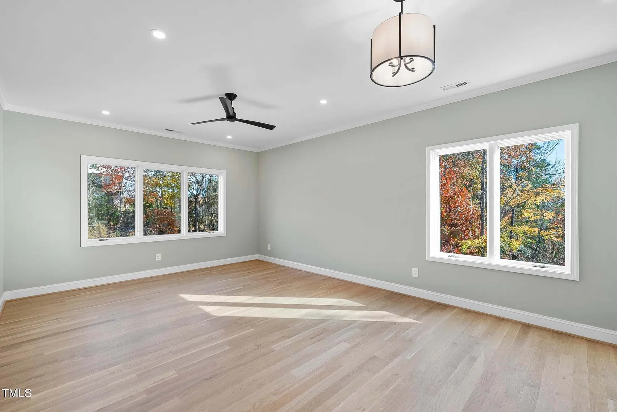 Gallery photo 2