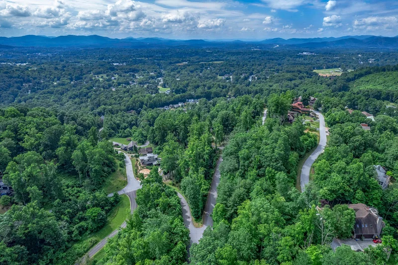 62 Destination Drive, Asheville, NC 28806, Asheville, North Carolina, United States. - Photo 41