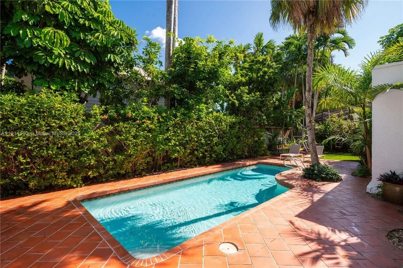 3765 Carmen Ct, Miami, Florida, United States. - Photo 20