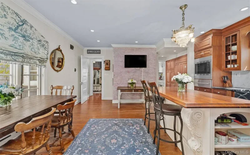 1120 Shore Road, New York, New York, United States. - Photo 37