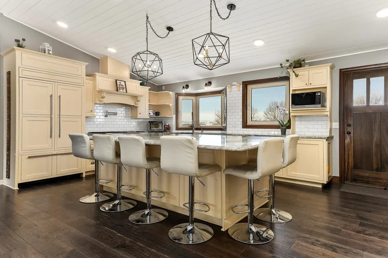 434205 32 Street East, Rural Foothills M.D., AB T1S 7B7, Foothills, Alberta, Canada. - Photo 2