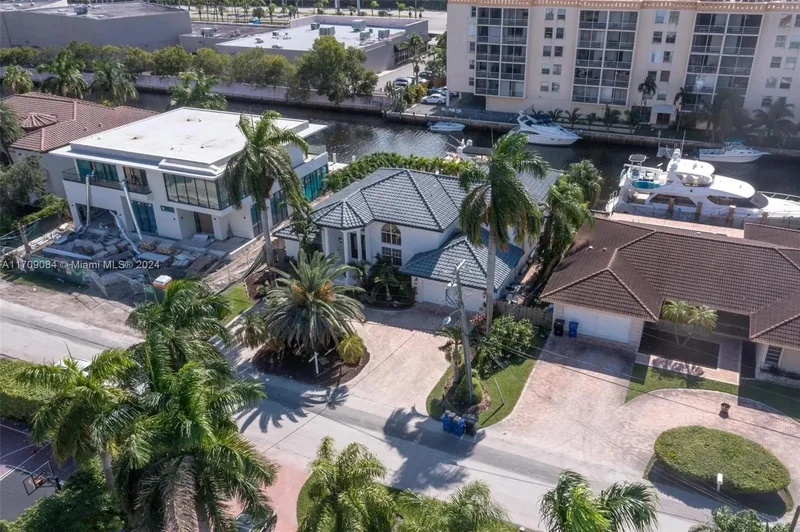 2940 NE 164th St, North Miami Beach, FL, 33160, USA, Golden Beach, Florida, United States. - Photo 67