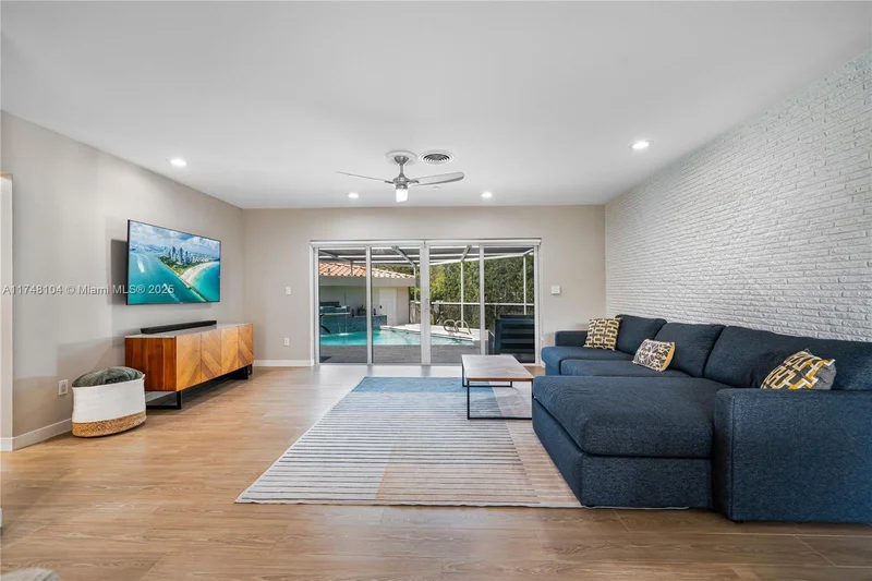 9280 NE 12th Ave, Miami, Florida, United States. - Photo 13