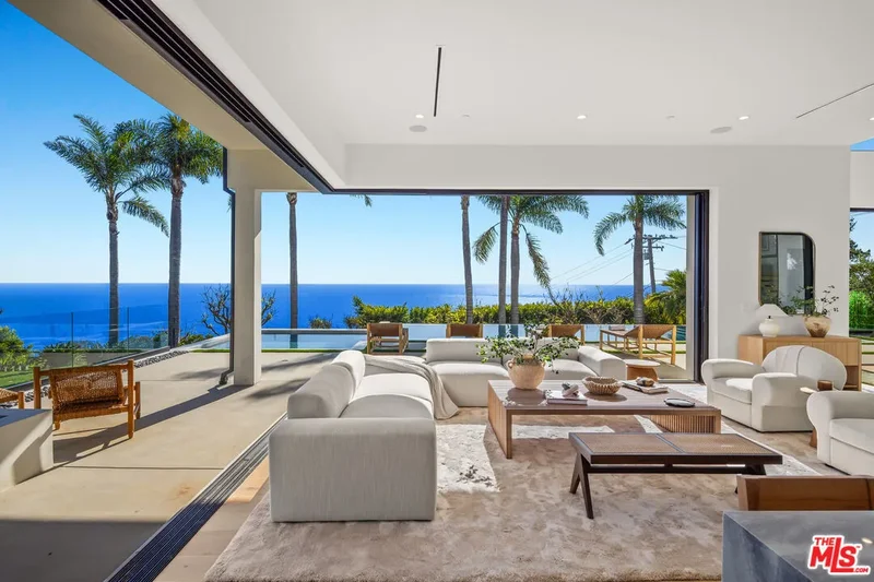 4732 Avenida Del Mar, Malibu, California, United States. - Photo 20