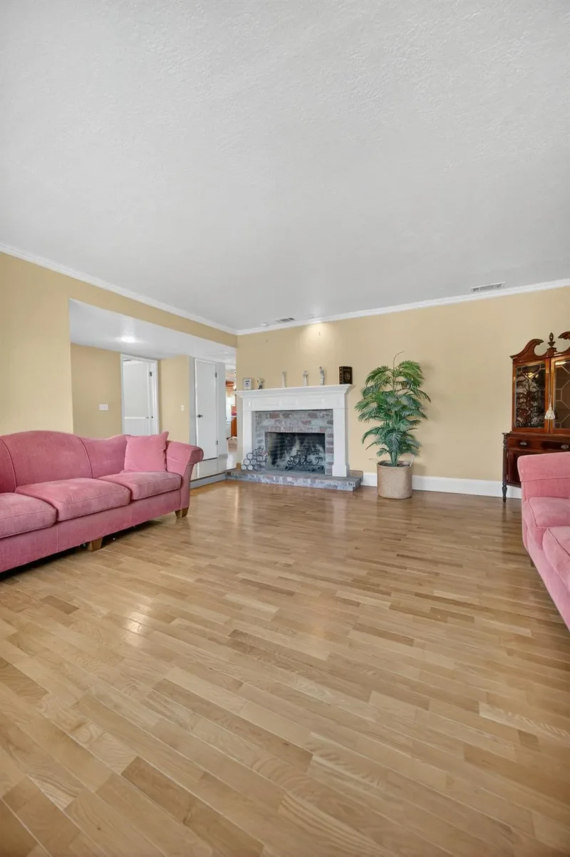 8730 Bamarcia Drive, Elk Grove, CA 95624, Elk Grove, California, United States. - Photo 72