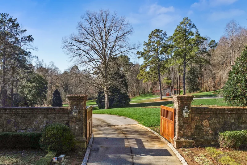 4824 Northside Drive, Atlanta, GA 30327, Atlanta, Georgia, United States. - Photo 10