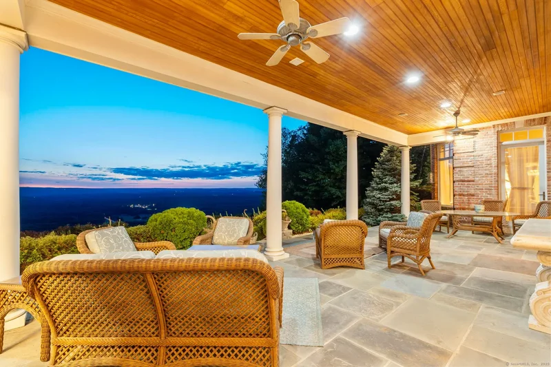 23 Robkins Road, Avon, Connecticut, United States. - Photo 36