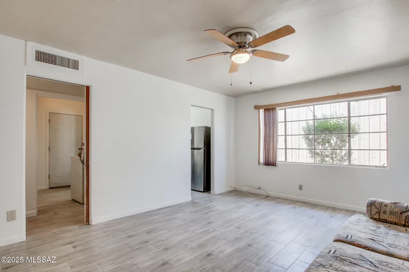 1330 E Broadway Boulevard, Tucson, Arizona, United States. - Photo 6
